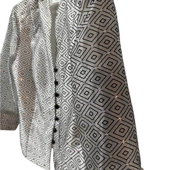 JR Nites by Carol Lin Black & White Geometric Blazer Jacket Size 14 - Picture 3 of 7